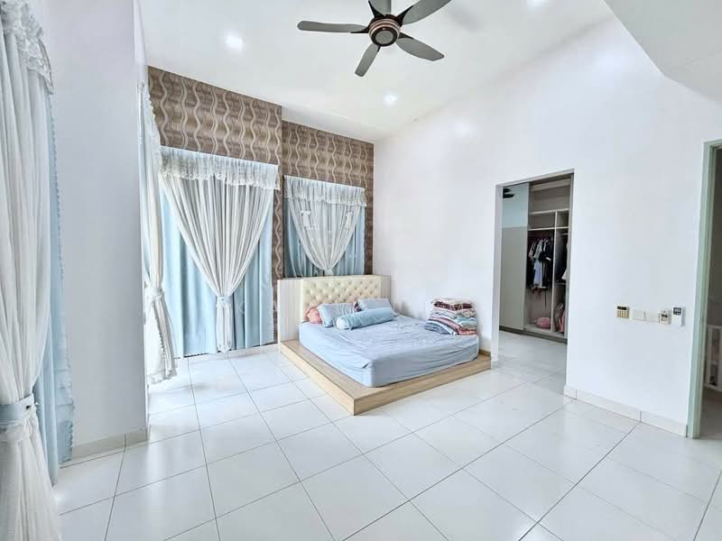 Cluster House for Sale in Setia Tropika (Johor Bahru) - Karl Lim - Bedroom - PropertyGuru.com.my