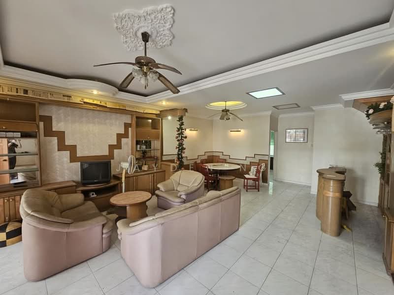 Rumah Teres 2 Tingkat untuk Dijual di Taman Sri Putri (Skudai) - Jayden Ng - Living Room - PropertyGuru.com.my