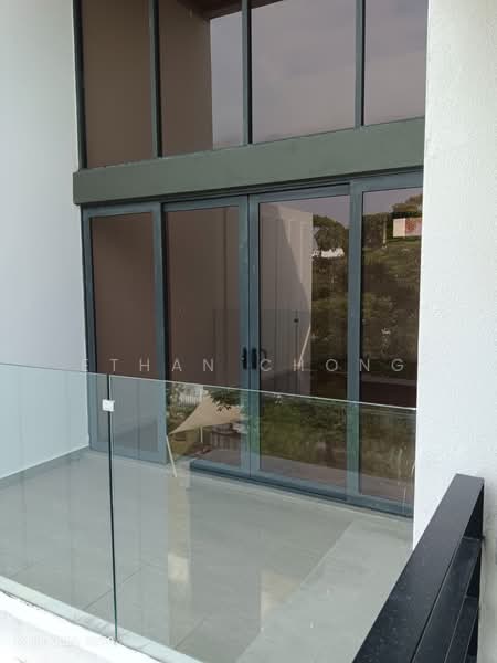 3-storey Terraced House for Sale in Bandar Country Homes (Rawang) - Ethan Chong - Balcony - PropertyGuru.com.my