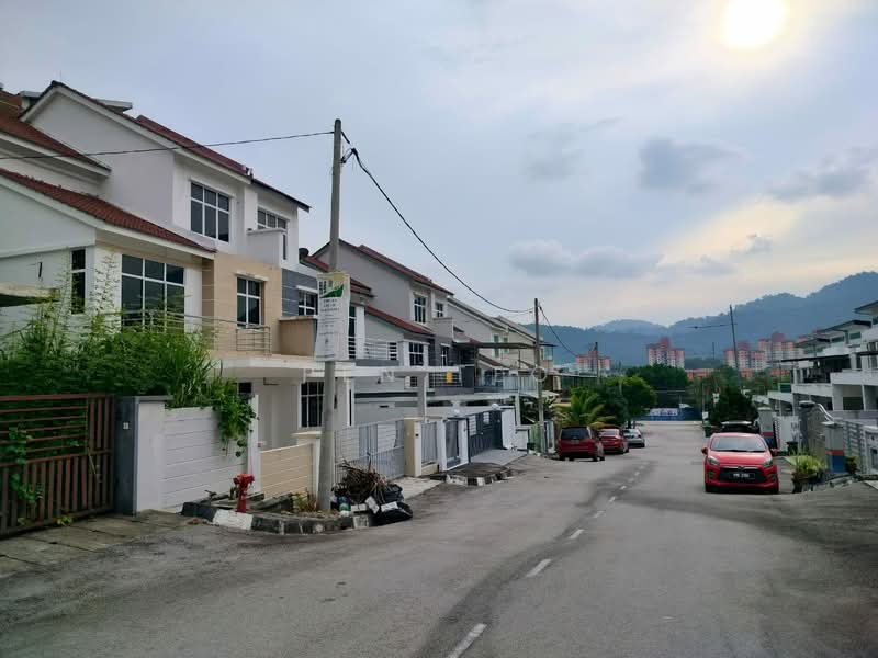Rumah Teres 2 Tingkat untuk Dijual di Teluk Kumbar (Bayan Lepas) - Pen Teo - PropertyGuru.com.my
