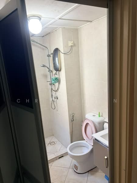Kondominium untuk Dijual di Green Avenue Condominium - Christine Tan - Bathroom - PropertyGuru.com.my