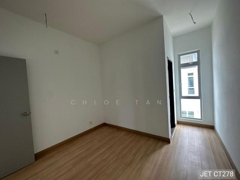 2-storey Terraced House for Sale in Kota Bayuemas (Klang) - Chloe Tan - PropertyGuru.com.my