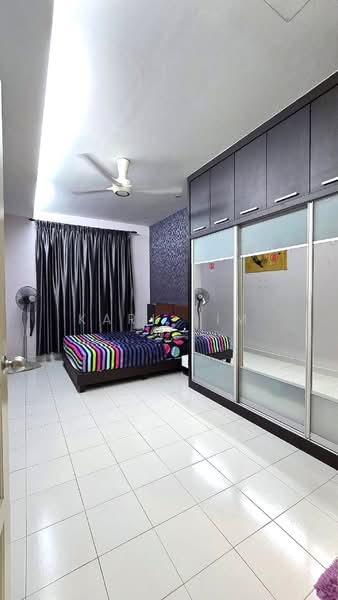 1-storey Terraced House for Sale in Taman Seri Austin (Tebrau) - Karl Lim - Bedroom - PropertyGuru.com.my
