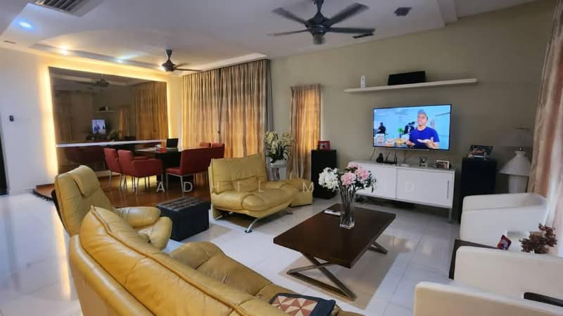 2-storey Terraced House for Sale in Denai Alam (Shah Alam) - Fadhil Majid - Living Room - PropertyGuru.com.my