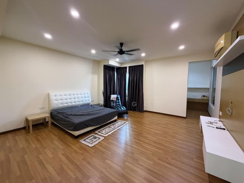 Bungalow for Sale in Batu Uban (Gelugor) - Qyan Goh - Bedroom - PropertyGuru.com.my