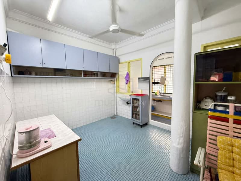 Rumah Bandar untuk Dijual di Taman Kota Laksamana (Melaka City) - Angie Ng - Kitchen - PropertyGuru.com.my