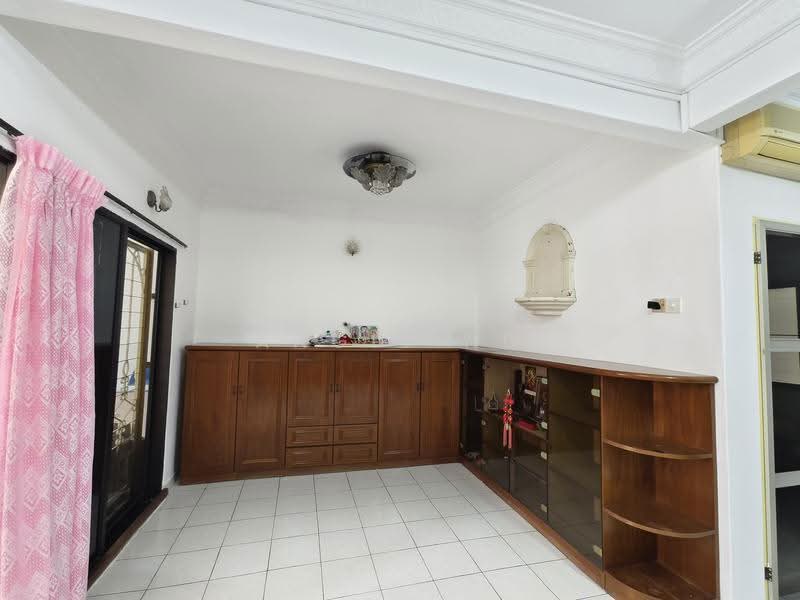 Townhouse for Sale in Taman Kota Laksamana (Melaka City) - Angie Ng - Living Room - PropertyGuru.com.my