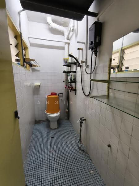 Townhouse for Sale in Taman Kota Laksamana (Melaka City) - Angie Ng - Bathroom - PropertyGuru.com.my