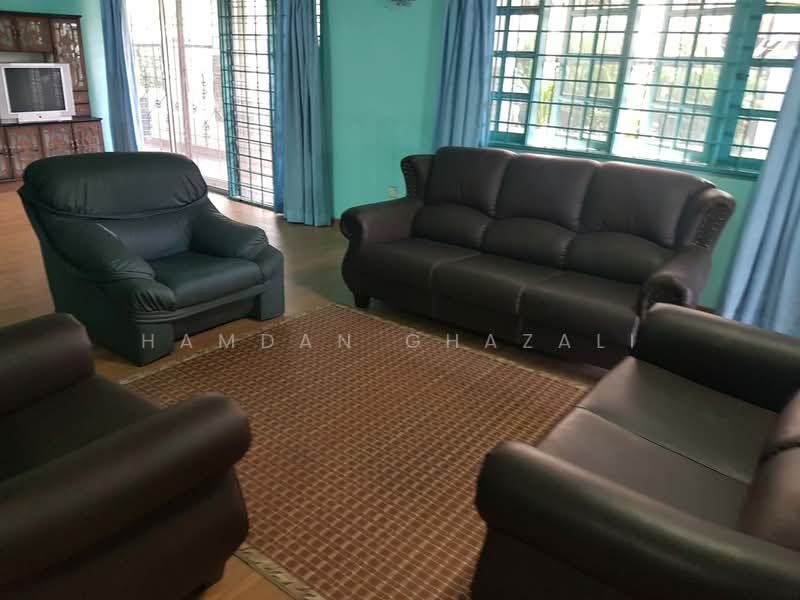 Semi-Detached House for Sale in Bandar Baru Bangi (Selangor) - Hamdan Ghazali - Living Room - PropertyGuru.com.my