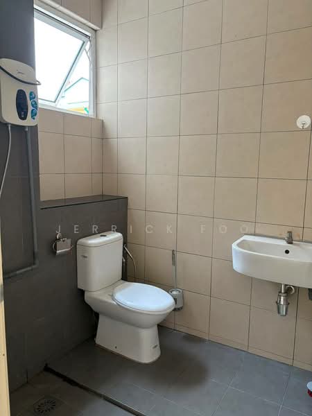 Rumah Teres 3 Tingkat untuk Disewa di Subang Jaya (Selangor) - Jerrick Foo - Bathroom - PropertyGuru.com.my