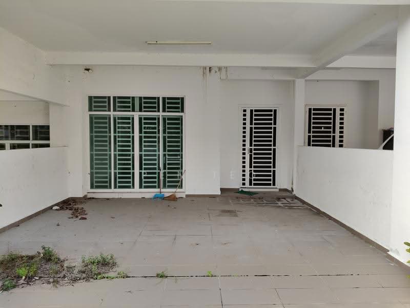 2-storey Terraced House for Rent in Teluk Kumbar (Bayan Lepas) - Pen Teo - Exterior - PropertyGuru.com.my