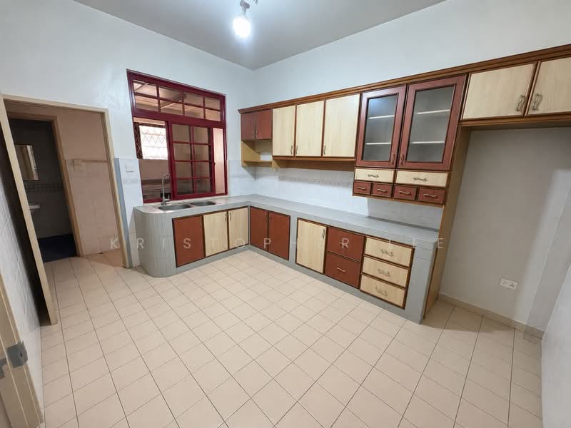 Rumah Teres 2 Tingkat untuk Dijual di Taman Mutiara Rini (Skudai) - Kristopher Lee - PropertyGuru.com.my