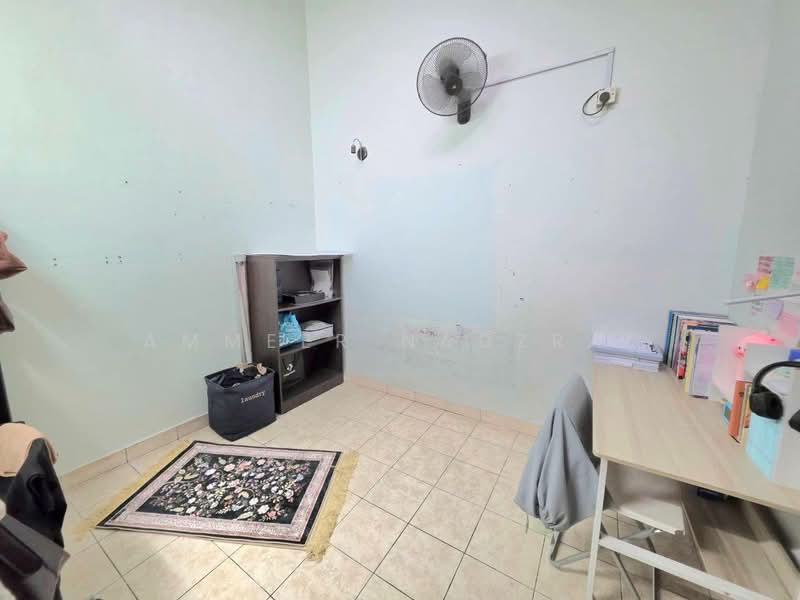 Rumah Teres 2 Tingkat untuk Dijual di Bukit Jelutong (Shah Alam) - Ammeer Nadzrai - Study - PropertyGuru.com.my