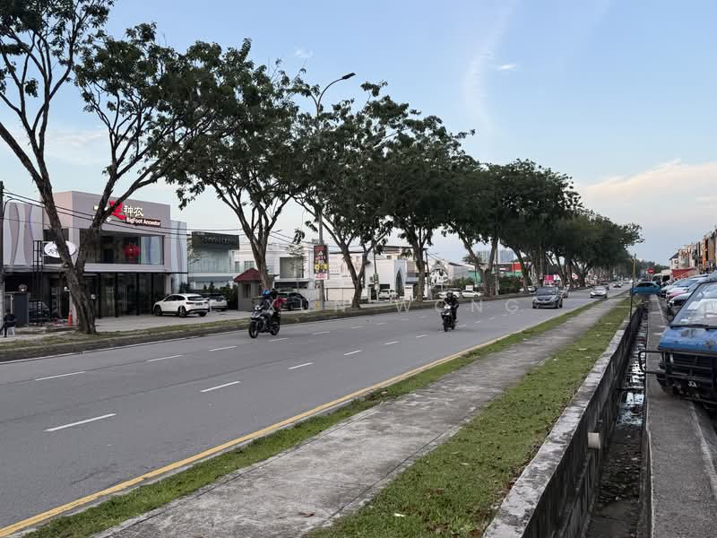 Commercial Bungalow for Sale in Taman Sri Tebrau (Johor Bahru) - Ye Xun Wong - PropertyGuru.com.my