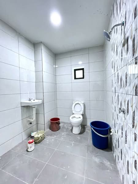 Rumah Teres 2 Tingkat untuk Dijual di Taman Sri Skudai (Skudai) - Karl Lim - Bathroom - PropertyGuru.com.my