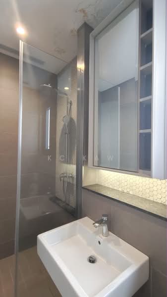 Servis Apartment untuk Disewa di Lucentia Residences - KC KAW - Bathroom - PropertyGuru.com.my