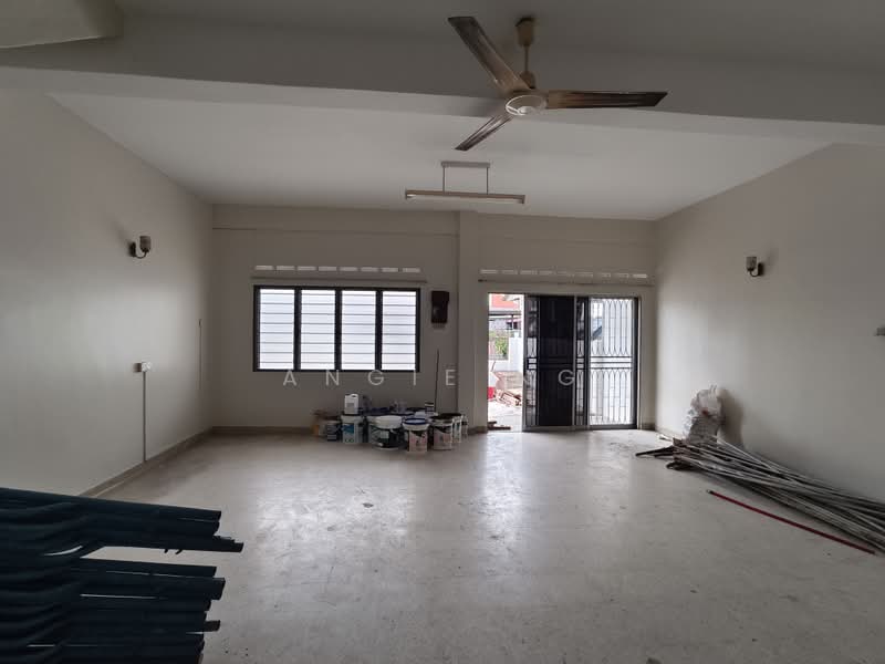 2-storey Terraced House for Sale in Semabok (Melaka) - Angie Ng - Living Room - PropertyGuru.com.my