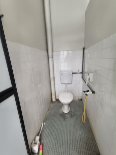2-storey Terraced House for Sale in Semabok (Melaka) - Angie Ng - Bathroom - PropertyGuru.com.my
