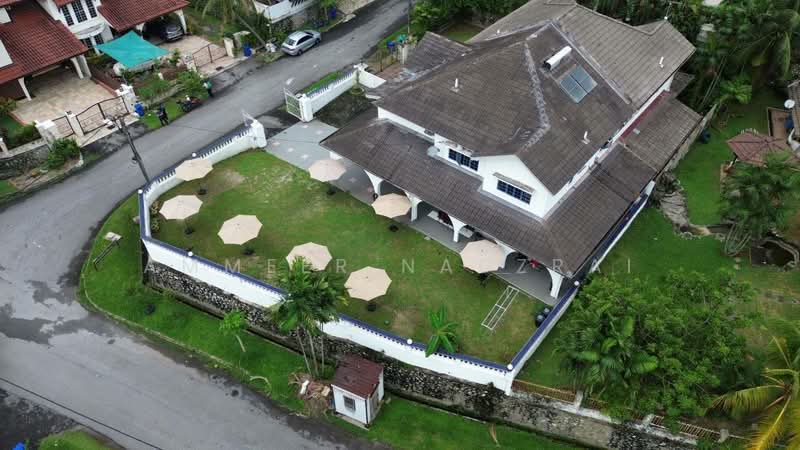 Rumah Berkembar untuk Dijual di Seksyen 9 (Shah Alam) - Ammeer Nadzrai - Exterior - PropertyGuru.com.my