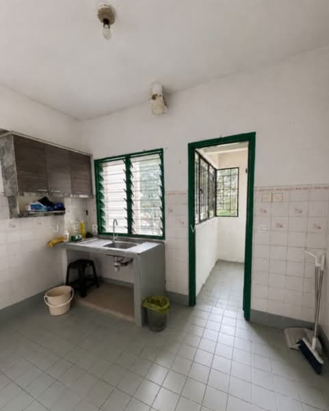 Apartment for Sale at Sri Damansara Court - Jeremy Wong - Kitchen - PropertyGuru.com.my