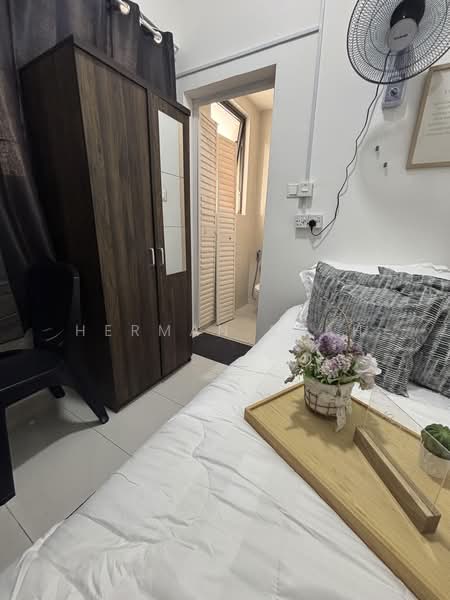 Kondominium untuk Disewa di Royal Strand @ Country Garden Danga Bay - Herman Syah - Bedroom - PropertyGuru.com.my