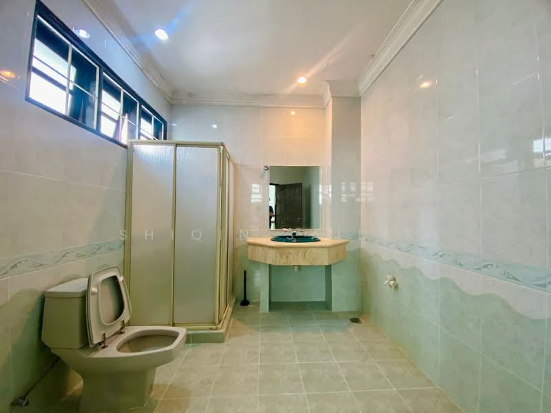 Rumah Teres 2 Tingkat untuk Dijual di Ampang Jaya (Ampang) - Shiqin Saidin - Bathroom - PropertyGuru.com.my