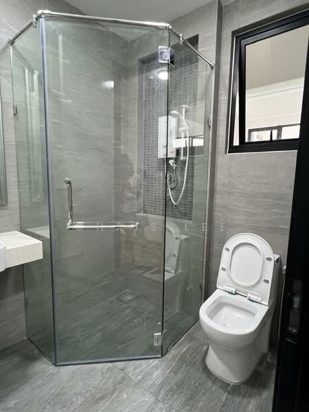 Service Residence for Rent at Gems Residences - Chris Lee - Bathroom - PropertyGuru.com.my