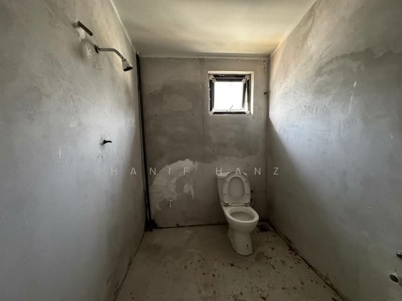 Terraced House for Sale in Taman Jasmin (Kajang) - Hanif Hanz - Bathroom - PropertyGuru.com.my