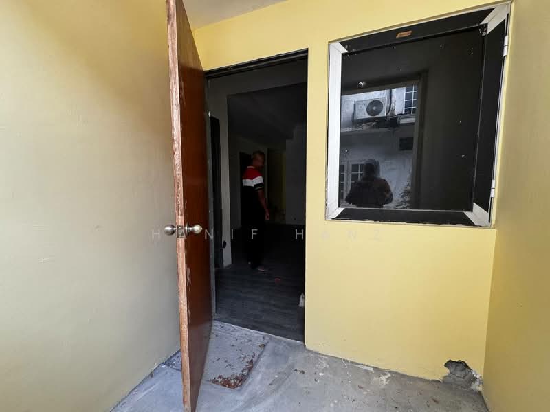 Terraced House for Sale in Taman Jasmin (Kajang) - Hanif Hanz - Interior - PropertyGuru.com.my