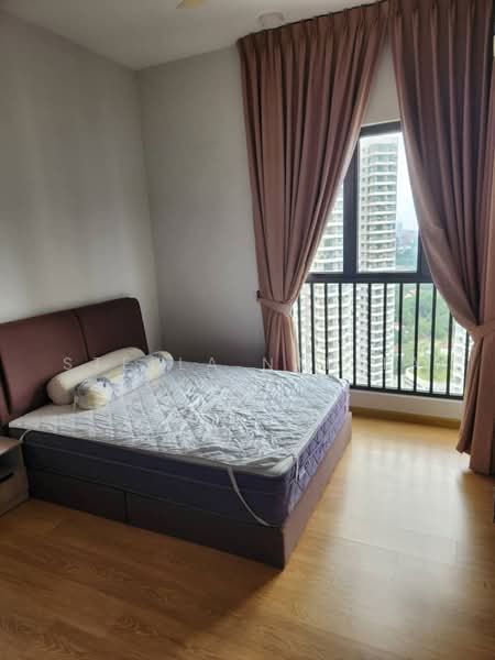 Condominium for Rent at Royal Strand @ Country Garden Danga Bay - Stella Narita - Bedroom - PropertyGuru.com.my