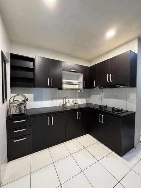 Servis Apartment untuk Disewa di Sky Gardens Residences - Kenneth Tan - PropertyGuru.com.my