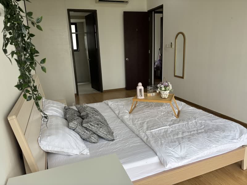 Condominium for Rent at Bay Point @ Country Garden Danga Bay - Herman Syah - Bedroom - PropertyGuru.com.my