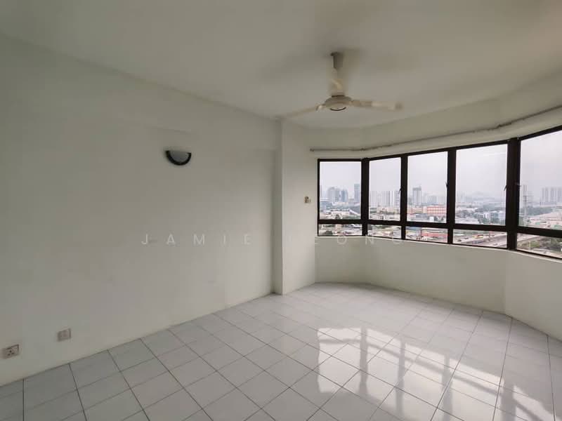 Condominium for Sale at Villa Angsana - Jamie Leong - Living Room - PropertyGuru.com.my