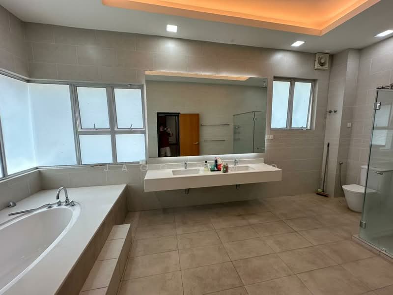 Rumah Banglo untuk Disewa di Ampang (Ampang) - Jagger Moo - Bathroom - PropertyGuru.com.my