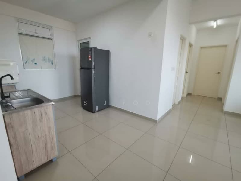 Kondominium untuk Dijual di SummerSkye Residences - S J Foo - Kitchen - PropertyGuru.com.my