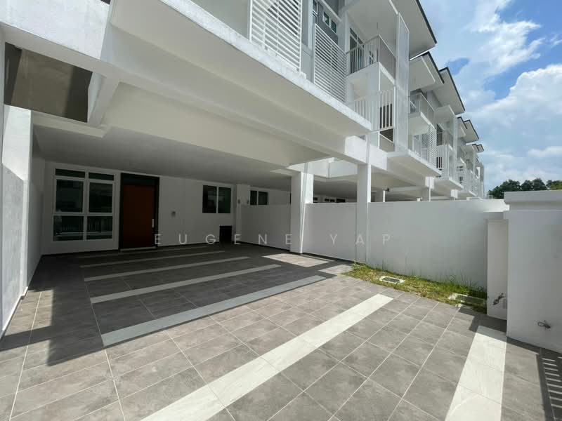 3-storey Terraced House for Sale in Ampang Jaya (Ampang) - Eugene Yap - Exterior - PropertyGuru.com.my