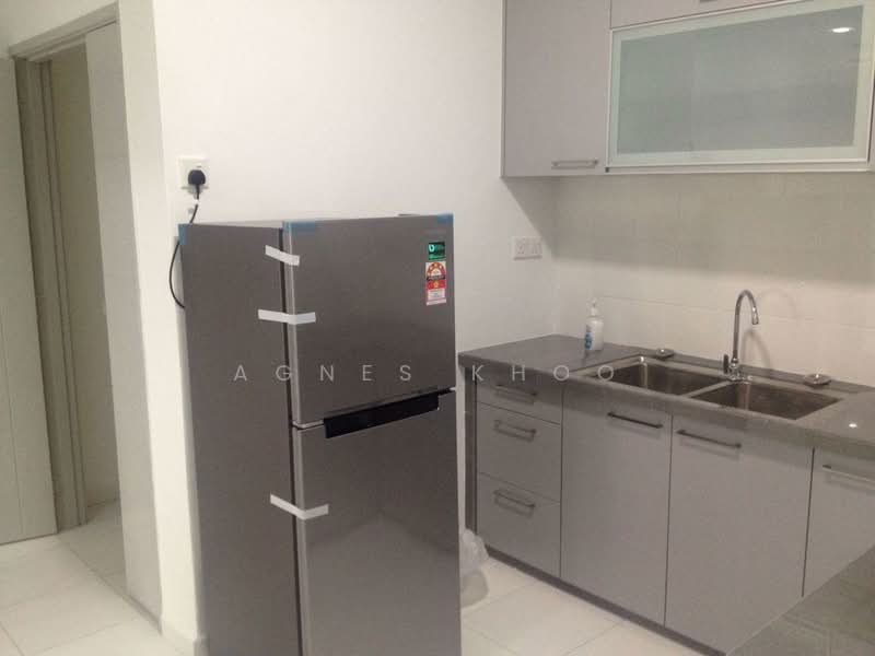 Kondominium untuk Disewa di The Golden Triangle Condominium - Agnes Khoo - Kitchen - PropertyGuru.com.my