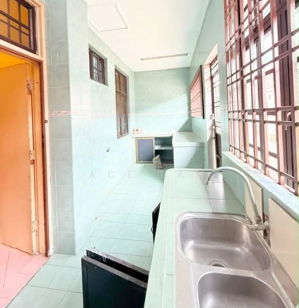 Rumah Teres 2 Tingkat untuk Dijual di Ulu Tiram (Johor) - Ace Tan - Kitchen - PropertyGuru.com.my