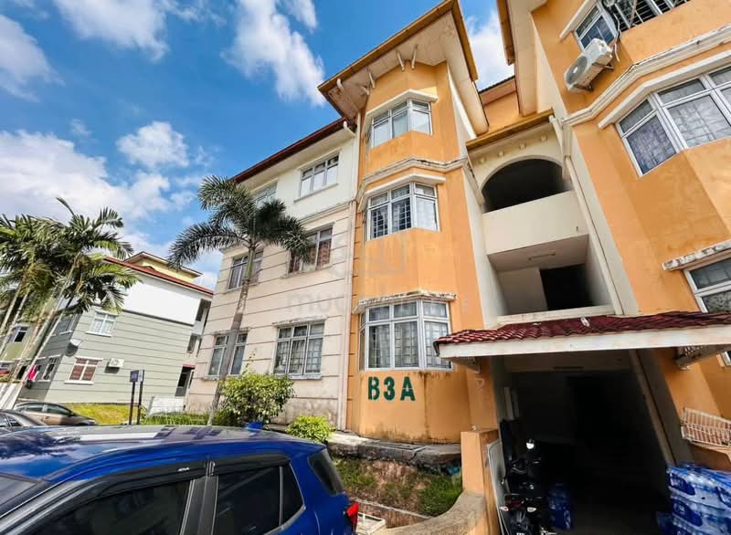 Apartment for Sale at Vista Seri Alam - Zoey Lee - Exterior - PropertyGuru.com.my