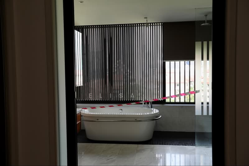 Condominium for Sale at Dedaun Condominium - Elisa . - Bathroom - PropertyGuru.com.my