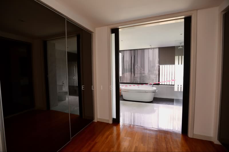 Condominium for Sale at Dedaun Condominium - Elisa . - Bathroom - PropertyGuru.com.my