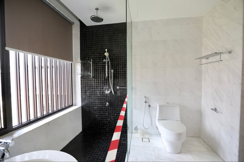 Condominium for Sale at Dedaun Condominium - Elisa . - Bathroom - PropertyGuru.com.my
