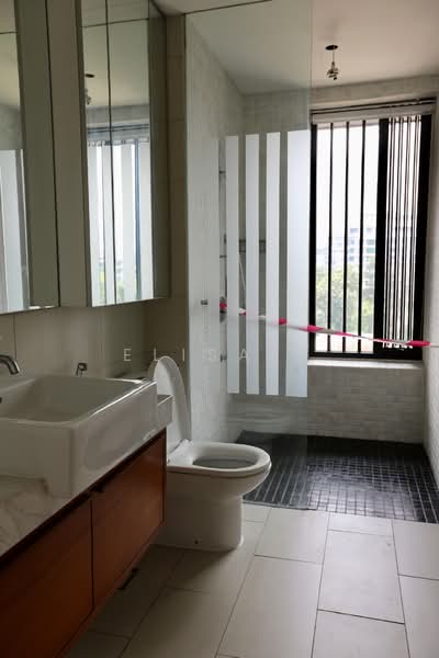 Condominium for Sale at Dedaun Condominium - Elisa . - Bathroom - PropertyGuru.com.my