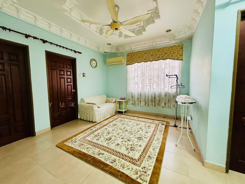 Rumah Berkembar untuk Dijual di Shah Alam (Selangor) - Syukor Hartanah - Living Room - PropertyGuru.com.my