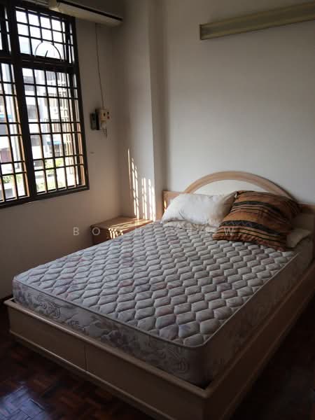 Apartment for Sale at Bukit Dumbar Indah - Boon Siew - Bedroom - PropertyGuru.com.my