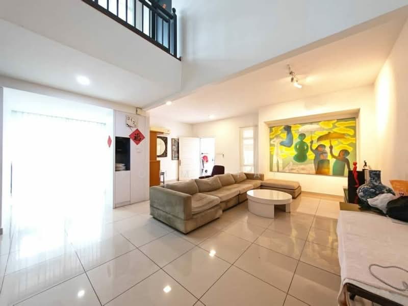 Rumah Kluster untuk Dijual di Taman Gaya (Ulu Tiram) - Tommy Tai - Living Room - PropertyGuru.com.my