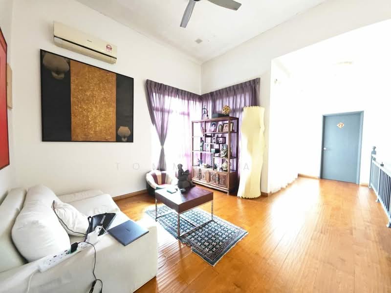 Rumah Kluster untuk Dijual di Taman Gaya (Ulu Tiram) - Tommy Tai - Living Room - PropertyGuru.com.my