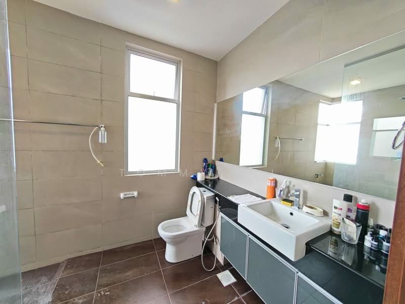 Rumah Kluster untuk Dijual di Taman Gaya (Ulu Tiram) - Tommy Tai - Bathroom - PropertyGuru.com.my