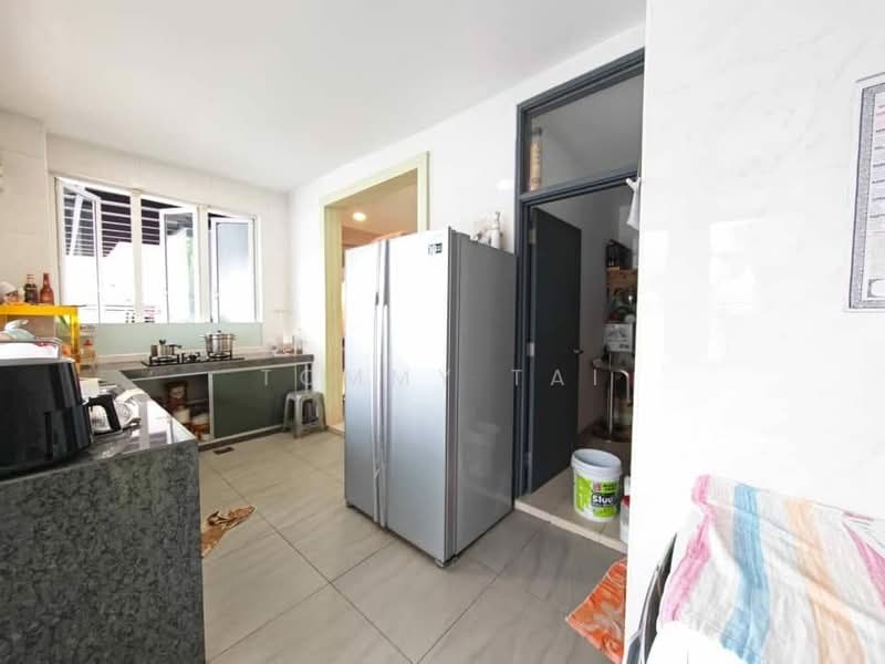 Rumah Kluster untuk Dijual di Taman Gaya (Ulu Tiram) - Tommy Tai - Kitchen - PropertyGuru.com.my