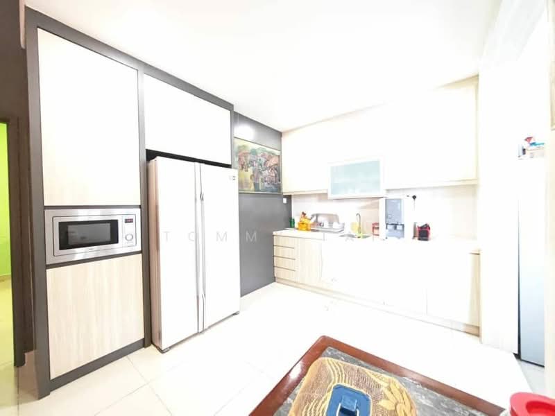 Rumah Kluster untuk Dijual di Taman Gaya (Ulu Tiram) - Tommy Tai - Kitchen - PropertyGuru.com.my